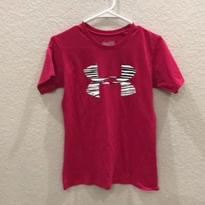 Woman's under armor shirt